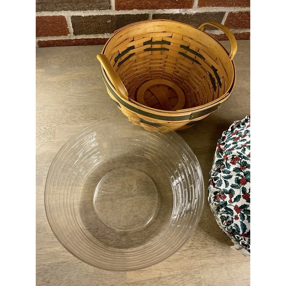1999 Popcorn ~ Longaberger Green Basket w/ Leather Handles ~ Liner & Protector